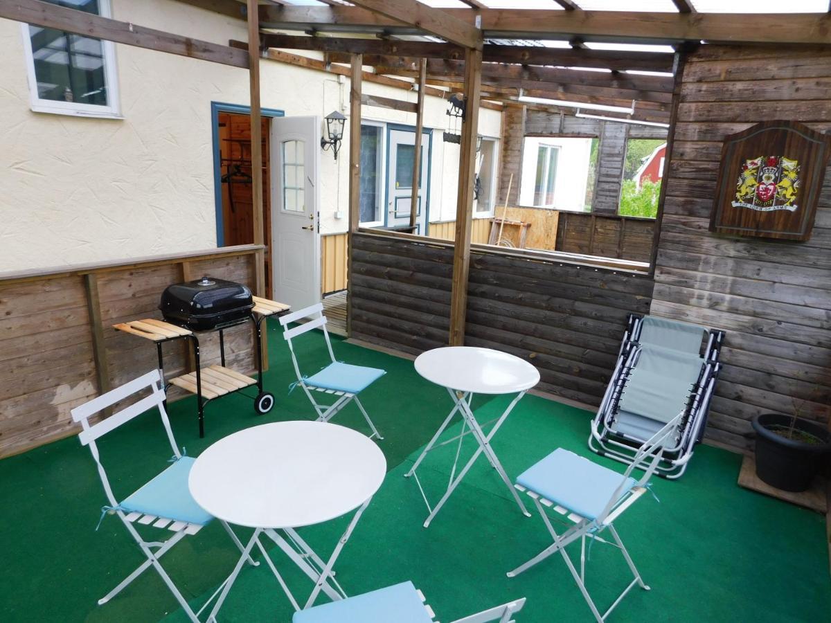 Solgarden Vandrarhem Hostal B&B Blackstad Exterior foto